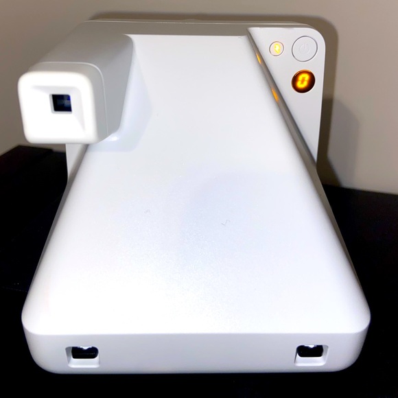 Polaroid Now+ Instant Film Camera with bluetooth - Picture 3 of 3